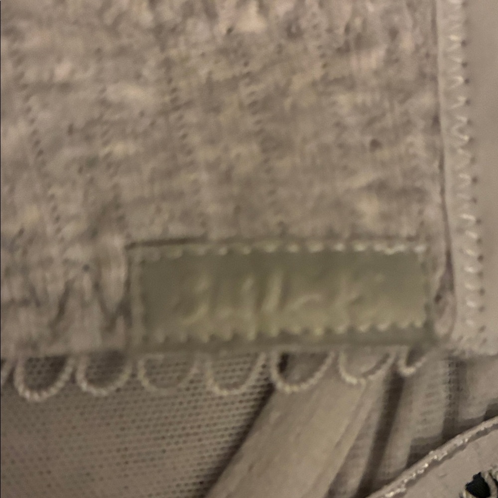 Skims Gray & white Lace Trim Bra - Picture 3 of 4